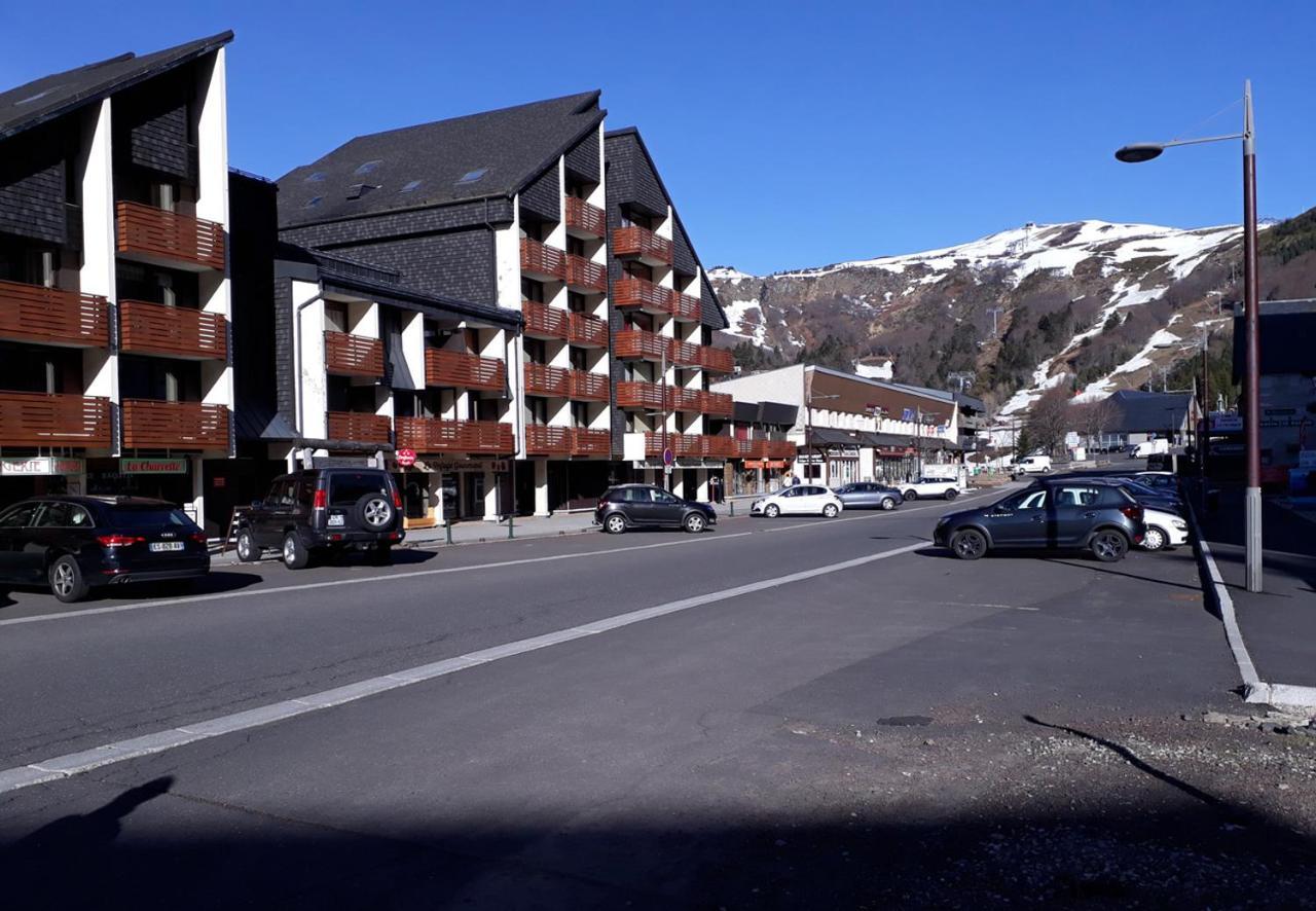 Appartement Situe En Plein Centre A Deux Pas Des Pistes. 베세-에-생타나스타시 외부 사진